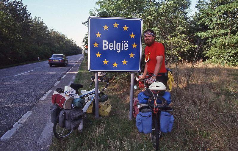 WT 2000 254-19 Belgium.jpg